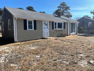 6 Bassett Ln, Dennis Port, MA 02639