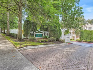 1709 134th Ave SE Unit 8, Bellevue, WA 98005