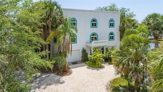2040 NW 13th St, Crystal River, FL 34428