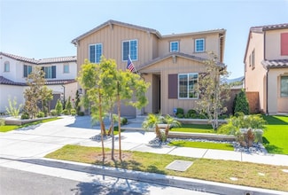 2227 Melogold Way, Corona, CA 92883