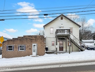 954 Station Rd, Twin Rocks, PA 15960