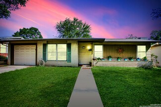 623 E Rector St, San Antonio, TX 78216
