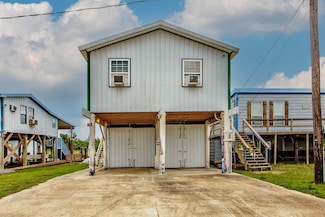 1055 Four Point Rd, Dulac, LA 70353