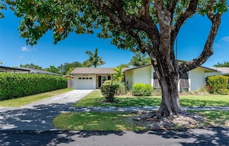 18525 SW 90th Ct, Cutler Bay, FL 33157