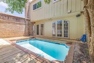 10816 Briar Forest Dr Unit 33, Houston, TX 77042
