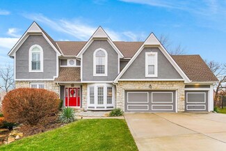 5624 Widmer Rd, Shawnee, KS 66216