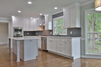 302 S Lyndon Ln, Louisville, KY 40222