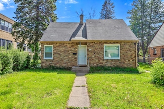 5936 N 35th St, Milwaukee, WI 53209