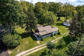 1920 Cemetery Rd, Dayton, OH 45429