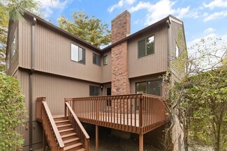 4 E Bluff Rd, Ashland, MA 01721