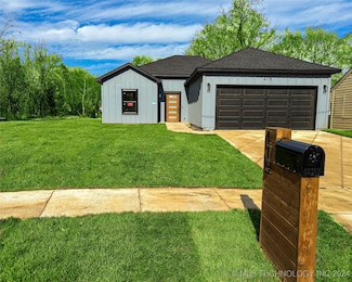 415 E Ute St, Tulsa, OK 74106