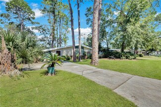 2111 Clairmont Ln, Brunswick, GA 31520