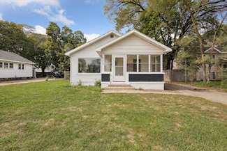 4329 Thorndyke Ave SW, Grand Rapids, MI 49548