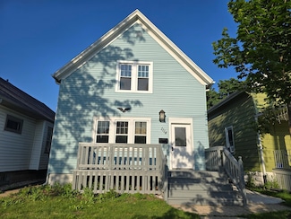 1114 S 47th St, Milwaukee, WI 53214