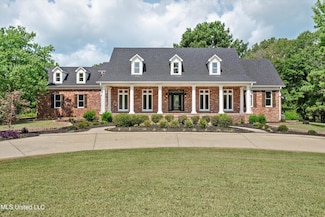 1594 Victoria Rd, Byhalia, MS 38611