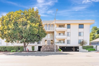 2077 Washington Ave Unit 302, San Leandro, CA 94577