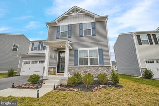 322 Burnside Ave, Taneytown, MD 21787