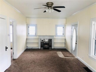 425 S Walnut St, Cameron, MO 64429