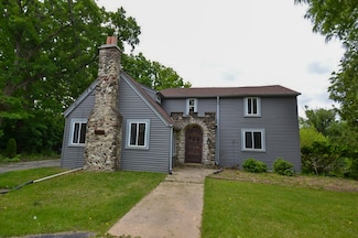18435 Hoffman Ave, Brookfield, WI 53045