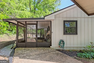 41 Mike Foster Ln, Clayton, GA 30525