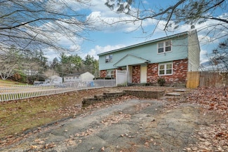 13 Gamache Rd, Derry, NH 03038