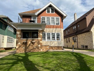 2562 N 68th St, Milwaukee, WI 53213