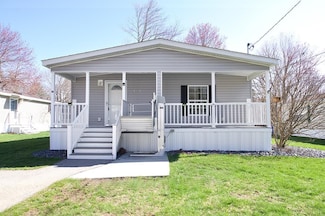10 Meredith Dr, Hampstead, NH 03841