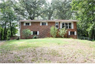 57 Virginia Ave, Rossville, GA 30741