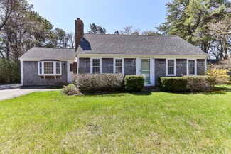89 Trout Brook Rd, Cotuit, MA 02635