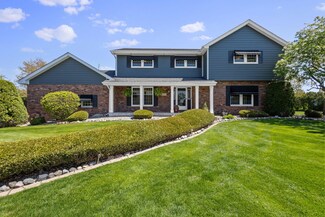 2661 Tower Ct, Dyer, IN 46311