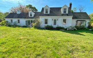 26 Clark Rd, Wolfeboro, NH 03894