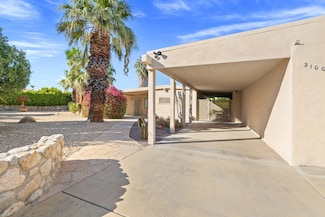 2100 Nicola Rd E, Palm Springs, CA 92262