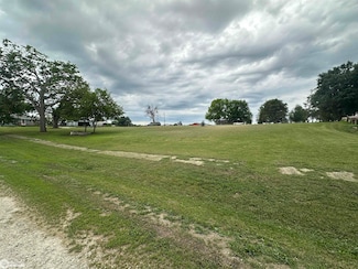 615 W Mill St, Davis City, IA 50065