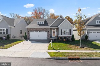 217 Amesbury Blvd, Woolwich Township, NJ 08085