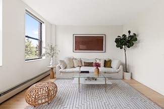 219 17th St Unit 4A, Brooklyn, NY 11215