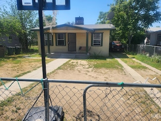 1311 E 18th St, Bakersfield, CA 93305