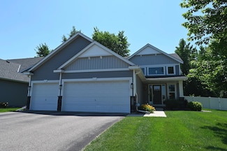 8504 Booth Ct, Shakopee, MN 55379
