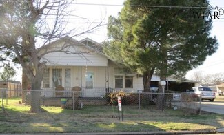 203 N Bois d Arc St, Holliday, TX 76366