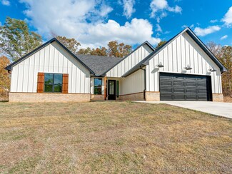 1130 Green Turtle Cir, Ada, OK 74820
