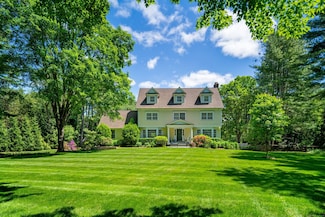33 W Branch Rd, Weston, CT 06883