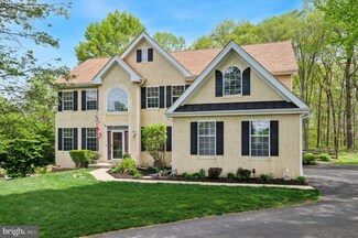 100 Fernwood Dr, Avondale, PA 19311