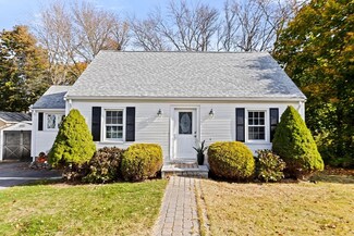 35 Red Jacket Rd, South Weymouth, MA 02190