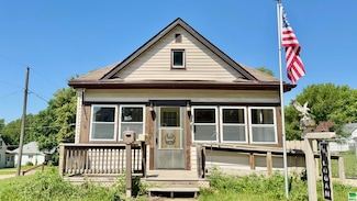 101 Logan St, Sioux City, IA 51105