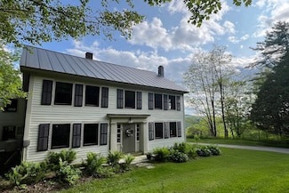 882 Mitchell Rd, Cuttingsville, VT 05738
