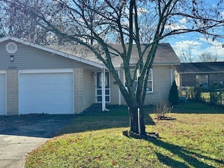 1300 W Rolling Oaks Dr Unit B, Rogers, AR 72756