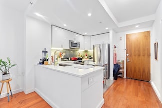 1 Shore Ln Unit 619, Jersey City, NJ 07310