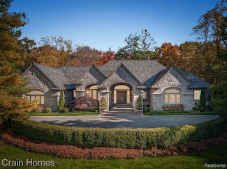 20 Hidden Ridge, Bloomfield Hills, MI 48304