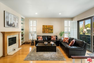 2002 California Ave Unit 1, Santa Monica, CA 90403
