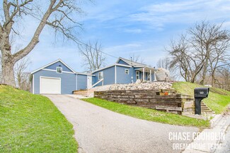 120 W Oliver St, Hastings, MI 49058
