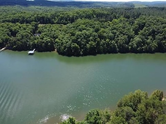 0 Falcon View Dr, Gretna, VA 24557